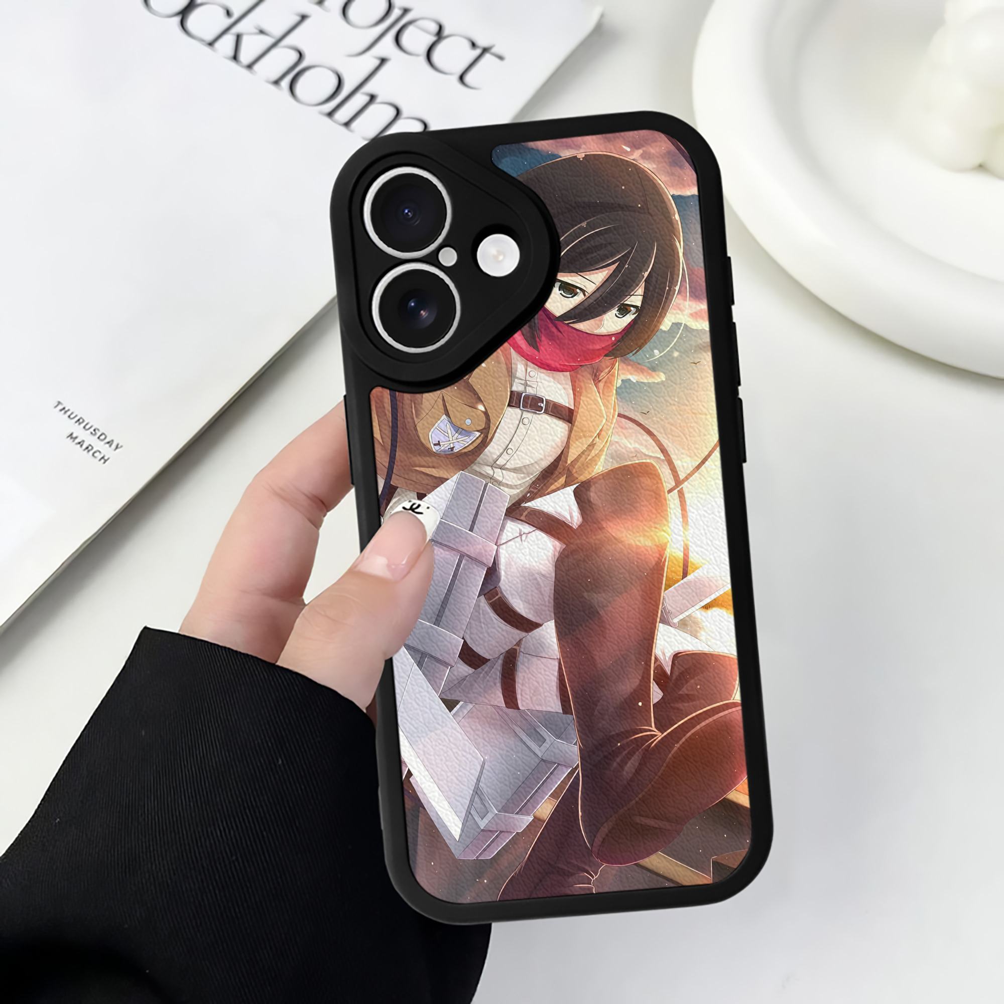（画像用） 進撃の巨人 Attack on Titan 【iPhone 16シリーズ対応】シリコンスマホケース（レザー調） 材質：シリコン